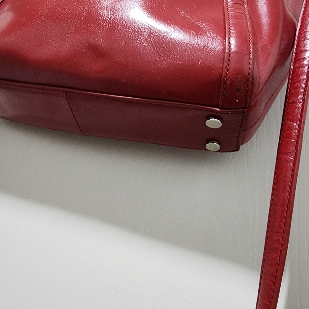 HOBO Handbag - Picture 9 of 10